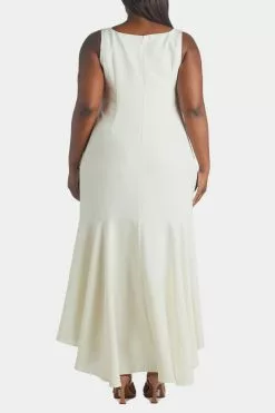 Adrianna Papell Scoop Neck Gown -Deals Adrianna Papell Store 45a3289a 1910 48bb 80b7 02427512c0ad