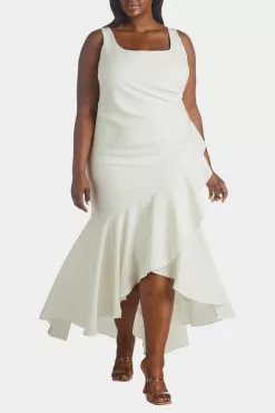 Adrianna Papell Scoop Neck Gown -Deals Adrianna Papell Store e00e2544 ce03 4683 a067 782a29b53fe7